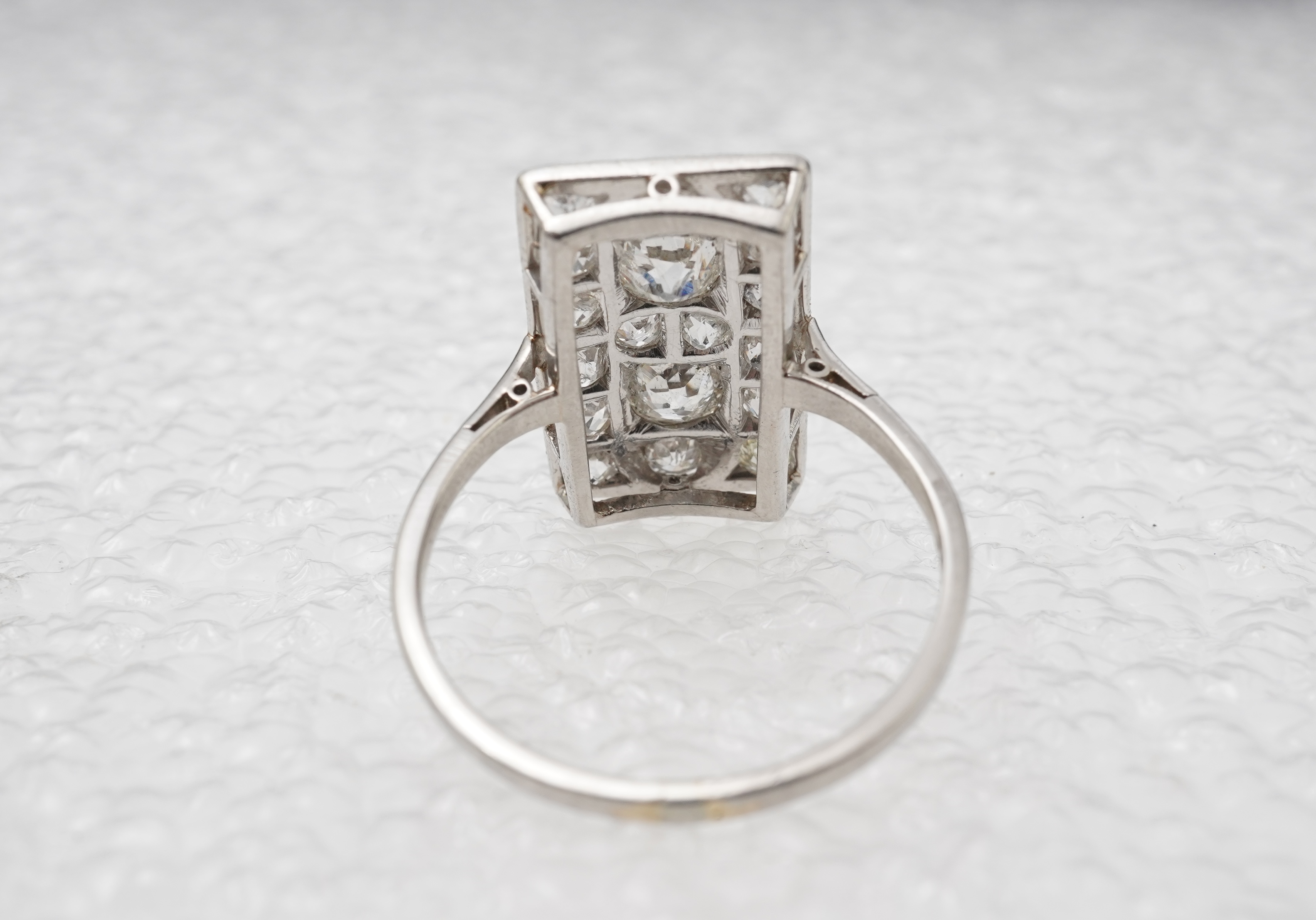 An Art Deco diamond ring, early 20th century